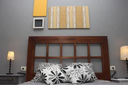 Kvara - De Diseno Apartment *